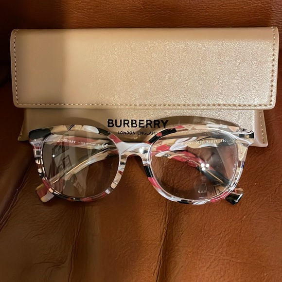 Authentic Burberry eyeglasses, Great used condition from LensCrafters, new case. - Picture 5 of 5